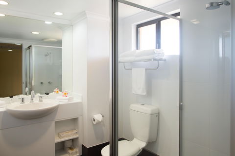 Palm Royale Cairns - Taree Accommodation 2