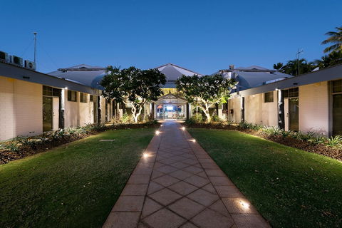 The Mangrove Resort Hotel - Taree Accommodation 0