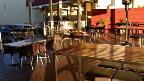 Isa Hotel - Taree Accommodation 1