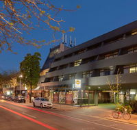 Comfort Hotel Adelaide Meridien - Taree Accommodation