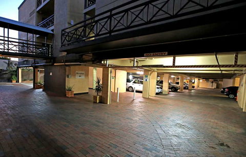 Aurora Alice Springs - Taree Accommodation 1