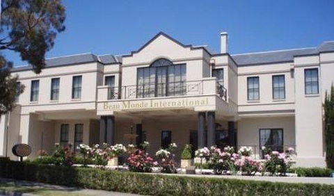 Beau Monde International - Taree Accommodation 0