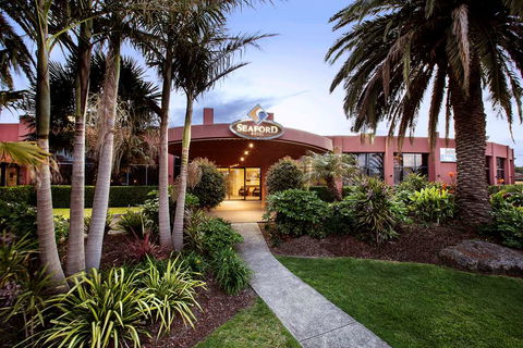 Nightcap At Seaford Hotel - Taree Accommodation 0