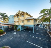 Cairns Queenscourt - Taree Accommodation