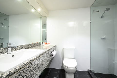 Hotel Grand Chancellor Adelaide - Taree Accommodation 2