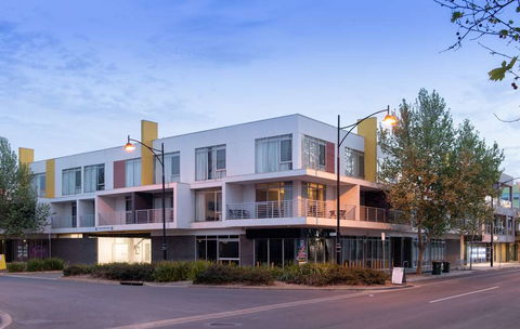 Mawson Lakes Hotel - Taree Accommodation 1