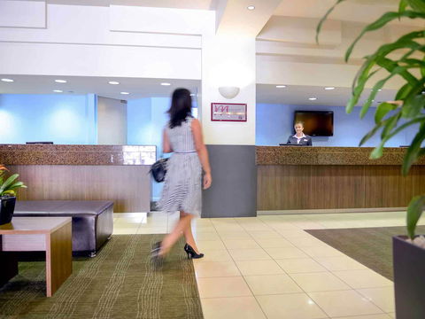 Mercure Grosvenor Hotel Adelaide - Taree Accommodation 1