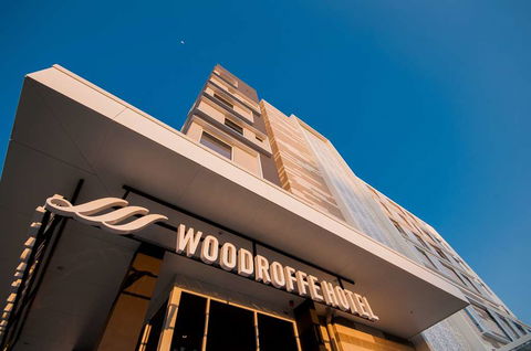 Woodroffe Hotel, Gold Coast - Taree Accommodation 2
