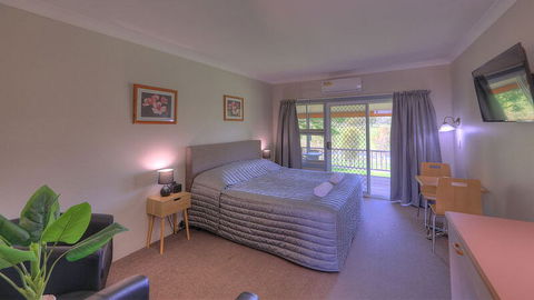Jacaranda Motor Lodge - Taree Accommodation 1