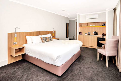 Clarion Hotel Townsville - Taree Accommodation 1