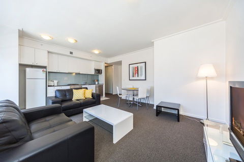 Astra Apartments Sydney CBD - Taree Accommodation 4