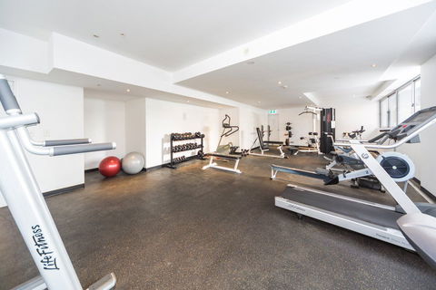 Astra Apartments Sydney CBD - Taree Accommodation 9