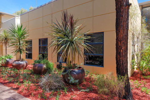 Rydges Kalgoorlie Resort & Spa - Taree Accommodation 2