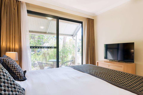 Rydges Kalgoorlie Resort & Spa - Taree Accommodation 7