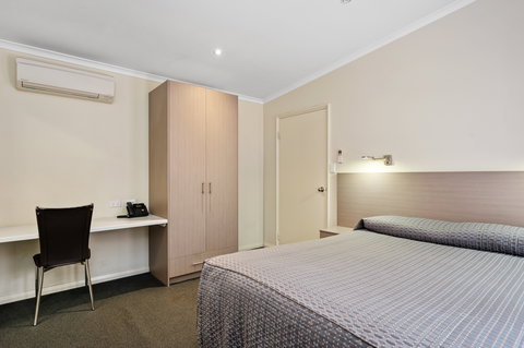 The View On Hannans - Taree Accommodation 17