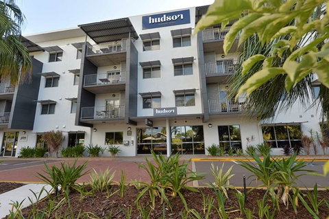 Hudson Parap - Taree Accommodation 0