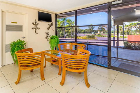 Quality Hotel Darwin Airport - Taree Accommodation 4