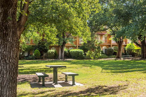 Best Western Cathedral Motor Inn - Taree Accommodation 2