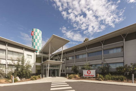 Travelodge Hobart Airport - Taree Accommodation 2