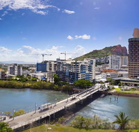 Hotel Grand Chancellor Townsville - Taree Accommodation