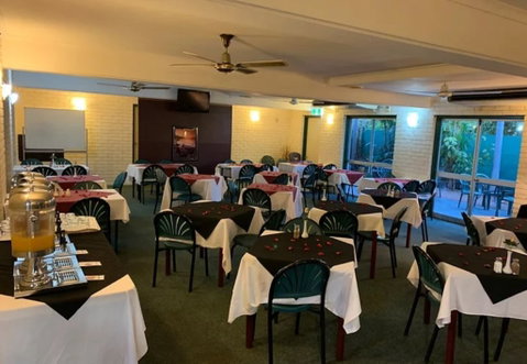 Pine Tree Motel - Taree Accommodation 2