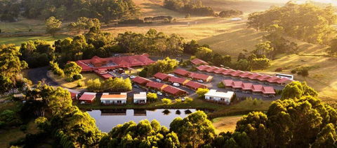 Tall Timbers - Taree Accommodation 0