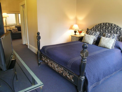 The Russell Hotel - Taree Accommodation 1