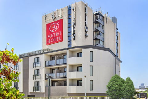 Metro Hotel Perth, South Perth - Taree Accommodation 1
