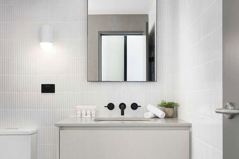 The Chen - Art Series - Taree Accommodation 2