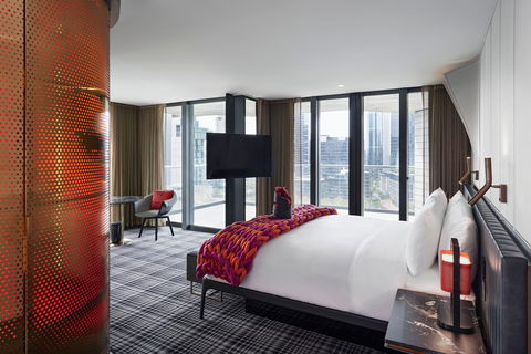 W Melbourne - Taree Accommodation 2