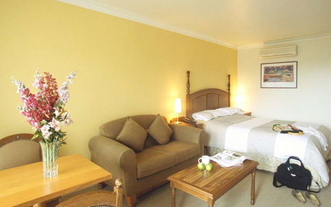 Best Western Plus The Tudor-Box Hill - Taree Accommodation 2