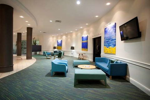 Mantra Mooloolaba Beach - Taree Accommodation 2
