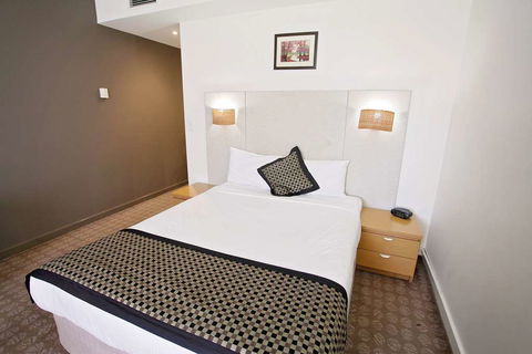 Golden Pebble Hotel - Taree Accommodation 2