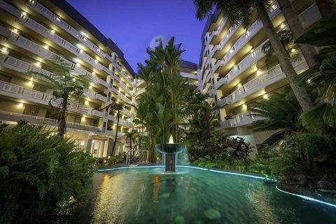 DoubleTree By Hilton Cairns - Taree Accommodation 1