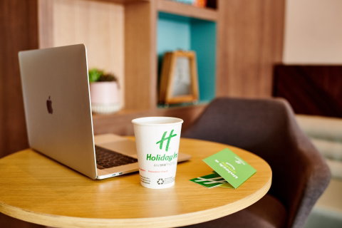 Holiday Inn Dandenong - Taree Accommodation 4