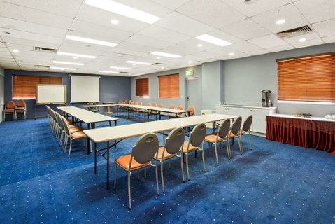 Comfort Inn Dandenong - Taree Accommodation 13
