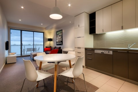 Caroline Serviced Apartments - Taree Accommodation 8