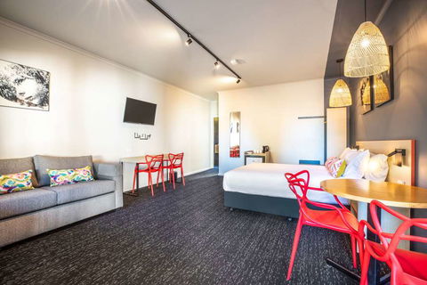 Monash Hotel - Taree Accommodation 13