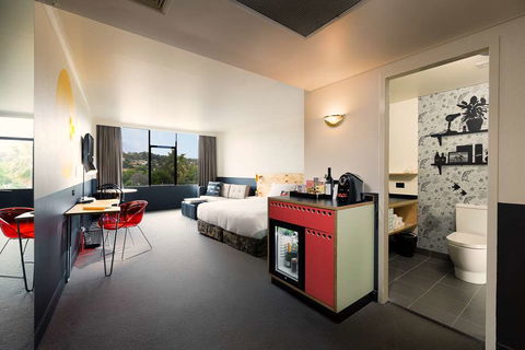 Atura Albury - Taree Accommodation 6
