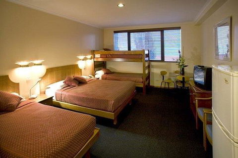 Capital Executive Apt Hotel Canberra - Taree Accommodation 2