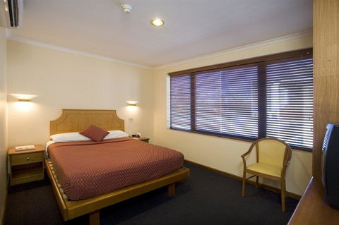 Capital Executive Apt Hotel Canberra - Taree Accommodation 6