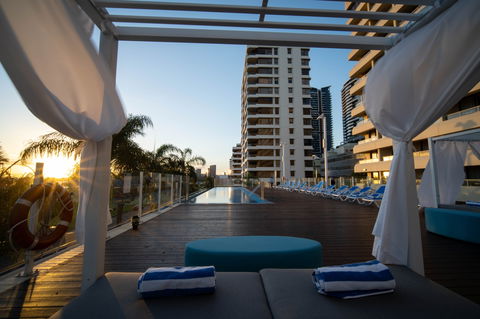 Crowne Plaza Perth - Taree Accommodation 8