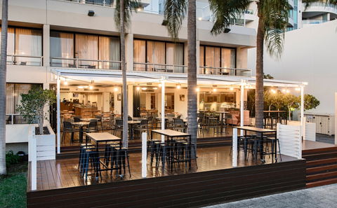 Crowne Plaza Perth - Taree Accommodation 11