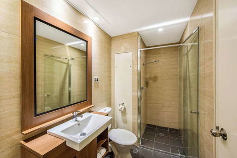 Quality Hotel Ambassador Perth - Taree Accommodation 5