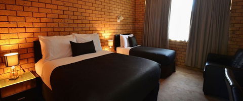 Avondel Motor Inn - Taree Accommodation 0