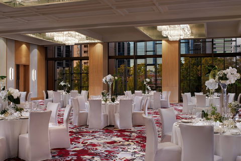 The Ritz-Carlton Perth - Taree Accommodation 1