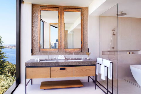 The Ritz-Carlton Perth - Taree Accommodation 3