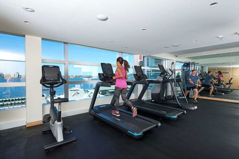 DoubleTree By Hilton Perth Waterfront - Taree Accommodation 17