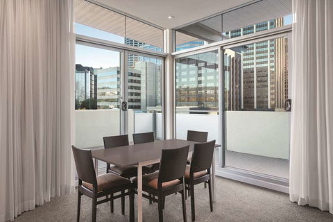 Adina Apartment Hotel Perth - Taree Accommodation 13