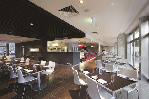 Adina Apartment Hotel Perth - Taree Accommodation 15